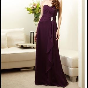 Sweetheart Tiffany chiffon with brooch